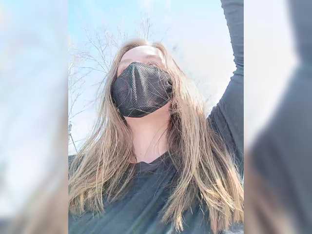 Angelia22's BongaCams show and profile