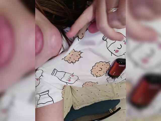 Angelia22 webcam