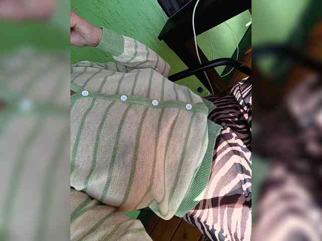 Angelia22 webcam