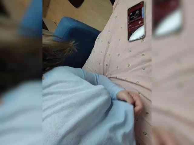 Angelia22 webcam