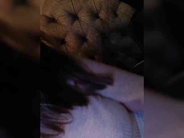 Angelia22 Live Webcam on BongaCams