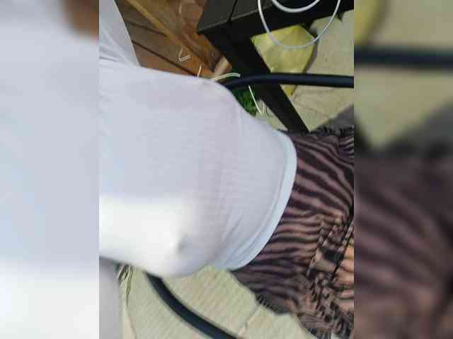 Angelia22 webcam
