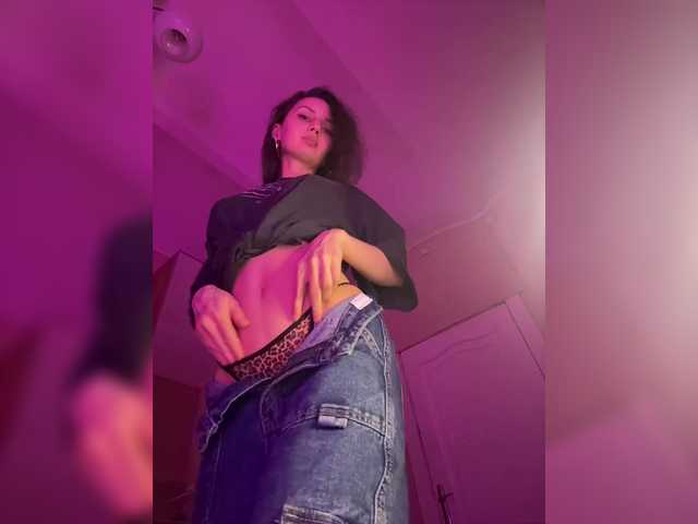 Wow-Eva's BongaCams profile