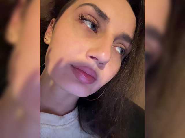 Wow-Eva's BongaCams show and profile