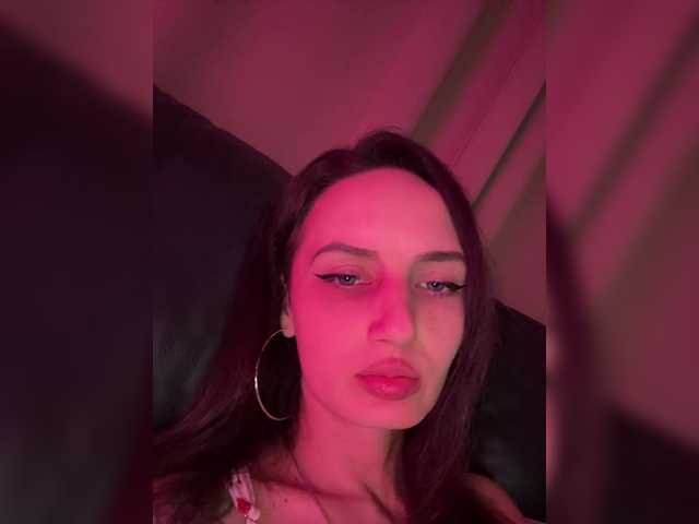 Wow-Eva's BongaCams show and profile