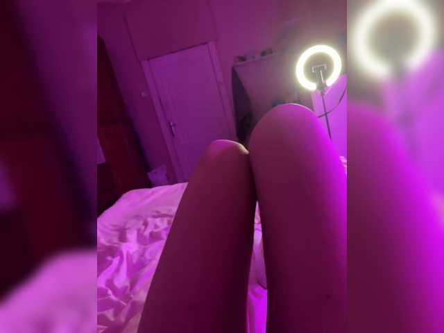 Wow-Eva's BongaCams show and profile