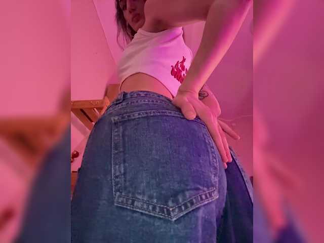 Wow-Eva's BongaCams show and profile