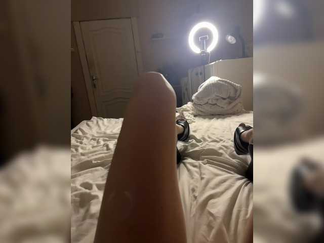 Wow-Eva's BongaCams show and profile