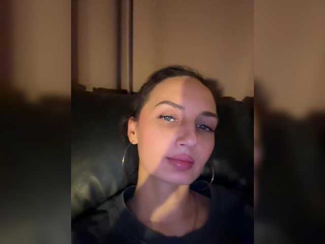 Wow-Eva's BongaCams show and profile