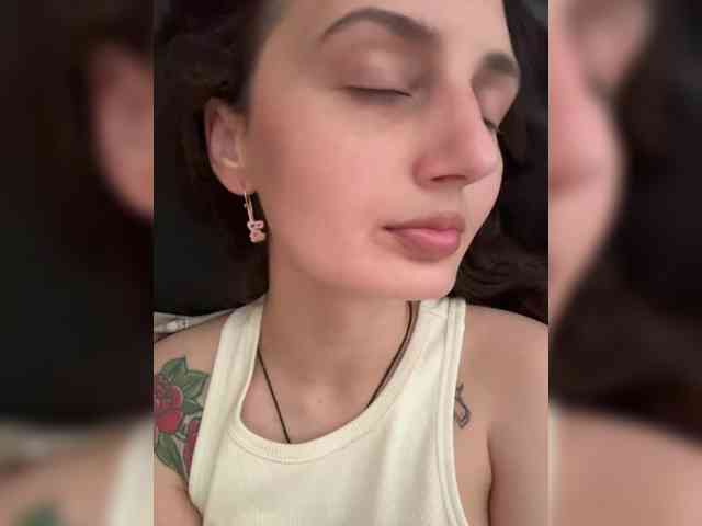 Wow-Eva Live Webcam on BongaCams