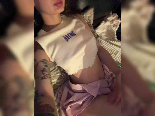 Wow-Eva Live Webcam on BongaCams