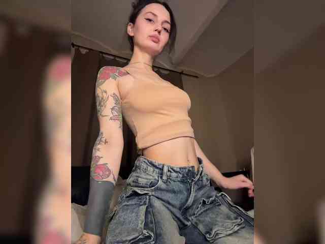 Wow-Eva Live Webcam on BongaCams