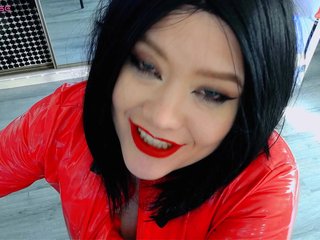 Laura-Wicked Porn Show