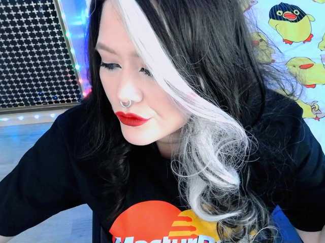 Laura-Wicked's BongaCams show and profile