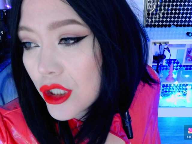 Laura-Wicked's BongaCams show and profile