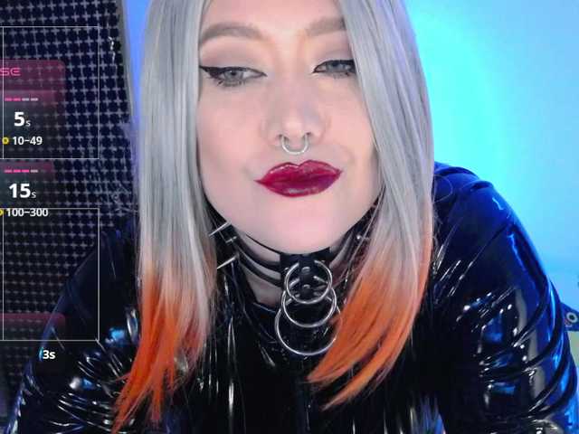 Laura-Wicked's BongaCams show and profile