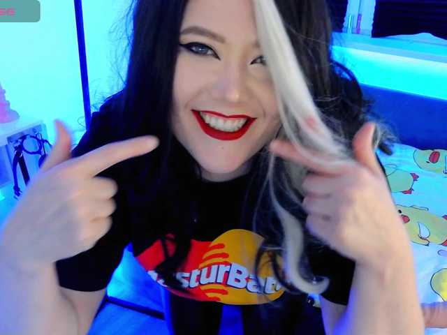 Laura-Wicked's BongaCams show and profile