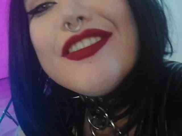 Laura-Wicked webcam