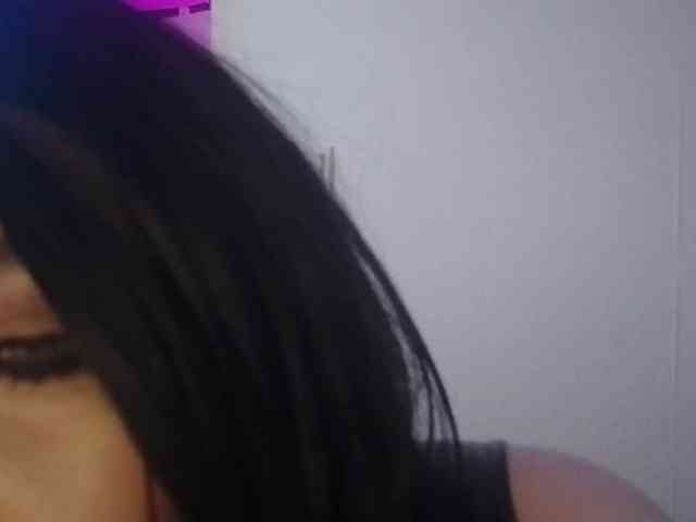 Laura-Wicked webcam