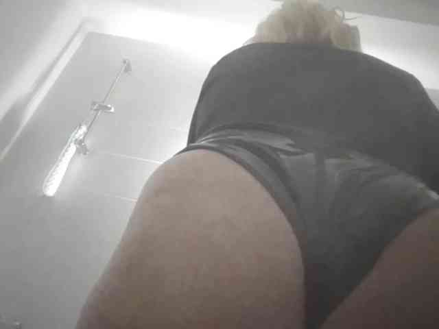 Laura-Wicked Laura-Wicked