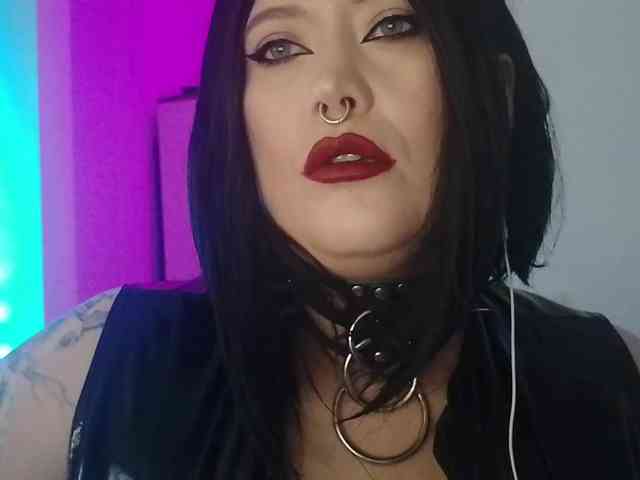 Laura-Wicked webcam