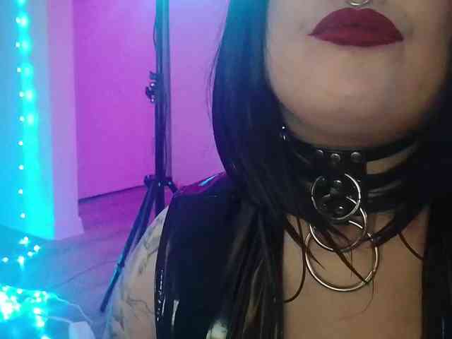 Laura-Wicked webcam