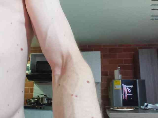 warrenkener Live Webcam on BongaCams