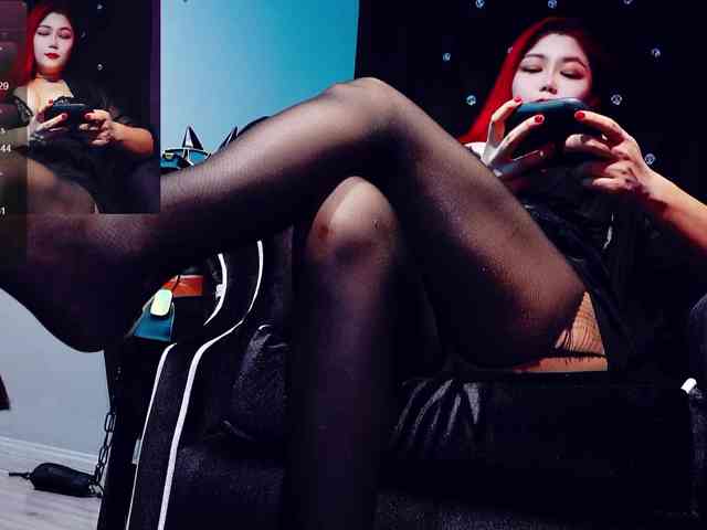 Lareinayee webcam