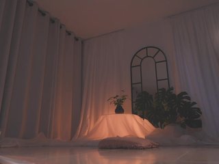 AmyArmstrong Porn Show