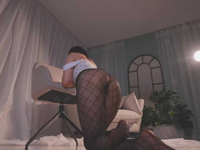 AmyArmstrong's BongaCams show and profile