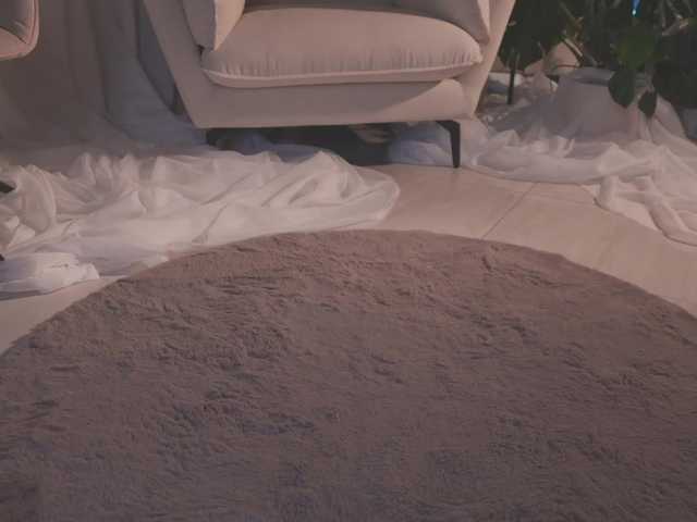 AmyArmstrong live cam profile