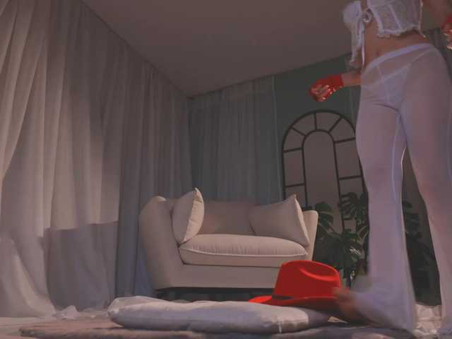 AmyArmstrong's BongaCams show and profile