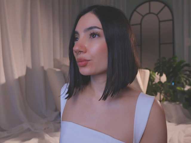 AmyArmstrong's BongaCams show and profile