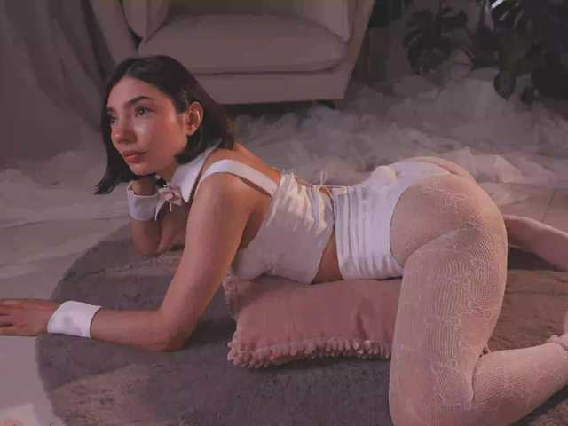 AmyArmstrong's BongaCams show and profile