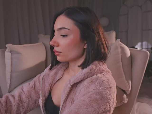 AmyArmstrong's BongaCams show and profile