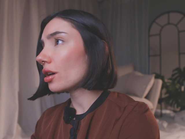 AmyArmstrong's BongaCams show and profile