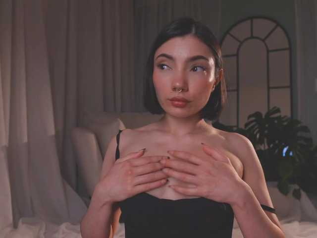 AmyArmstrong's BongaCams show and profile