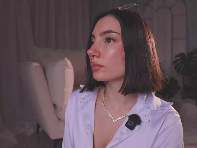 AmyArmstrong's BongaCams show and profile