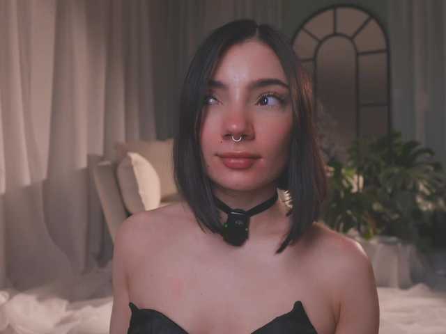 AmyArmstrong's BongaCams show and profile