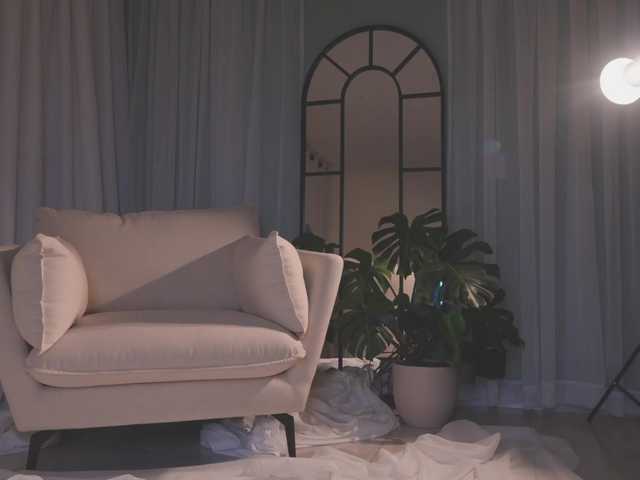 AmyArmstrong's BongaCams show and profile