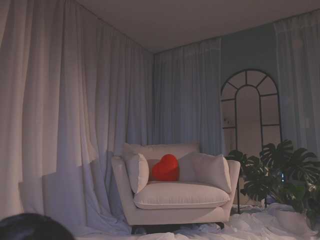 AmyArmstrong's BongaCams show and profile