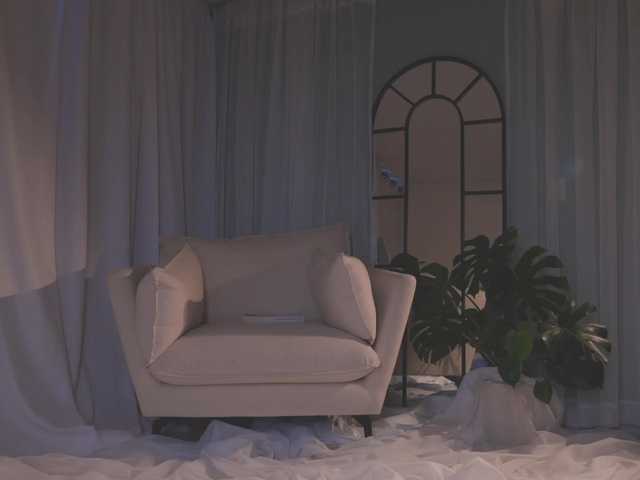 AmyArmstrong's BongaCams show and profile