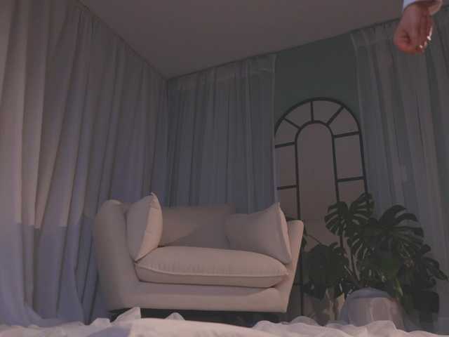 AmyArmstrong's BongaCams show and profile