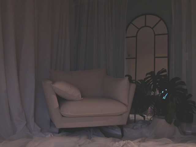 AmyArmstrong's BongaCams show and profile