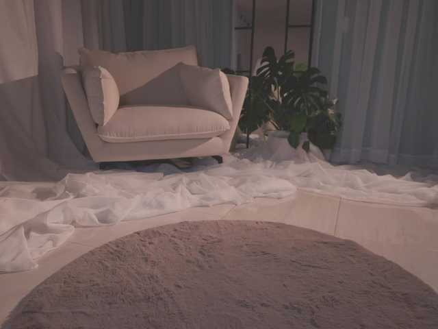 AmyArmstrong's BongaCams show and profile