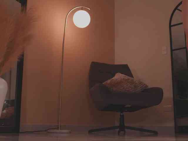 AmyArmstrong Live Webcam on BongaCams