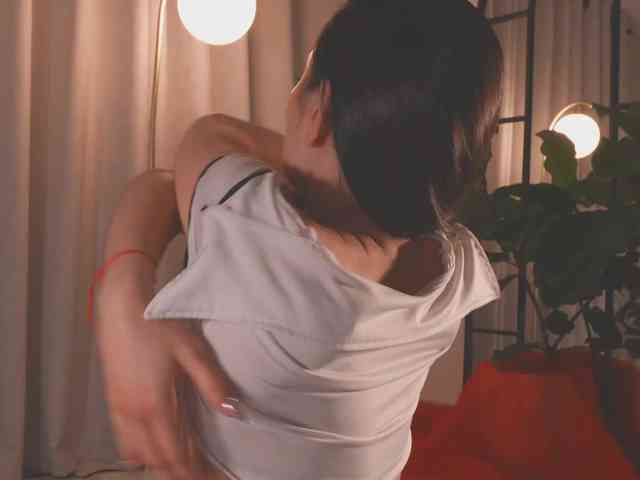 adult camming AmyArmstrong