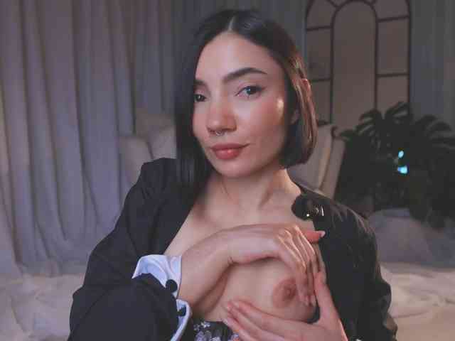 AmyArmstrong Live Webcam on BongaCams