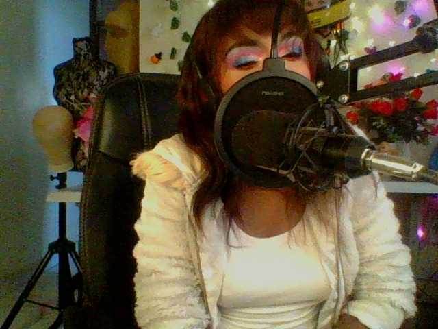 Lilianjackson's BongaCams show and profile