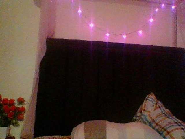 Lilianjackson ist eine deutsche Cam-Mädchen, die dich live erwartet